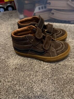 Vans Kids Brown Suede High-Top Sneakers with Gum Sole